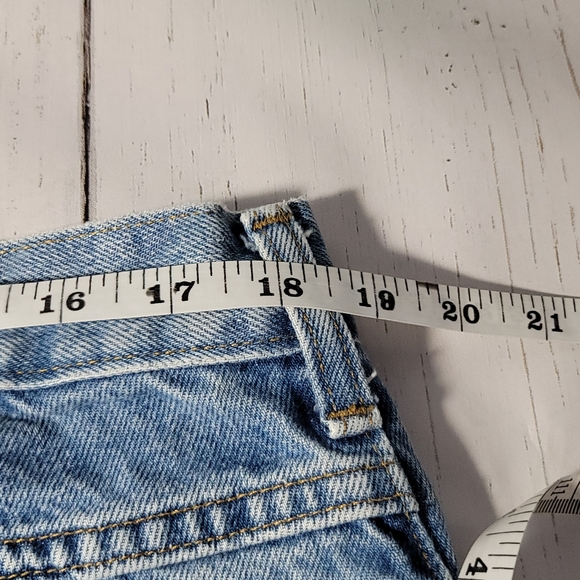 Carhartt Relaxed Fit Light Wash Denim Work Jean Men's Size 38 x 32 - Picture 13 of 14